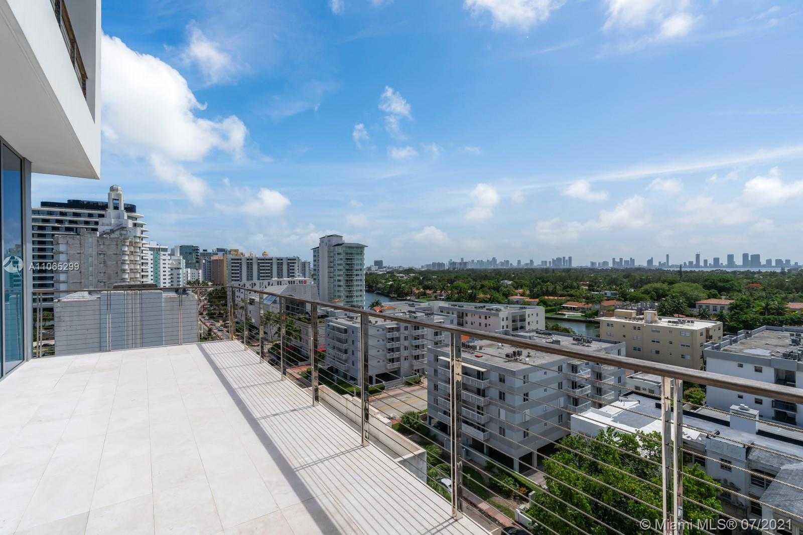 Small Image of 3651 COLLINS AVE #PH, Miami Beach Number 28