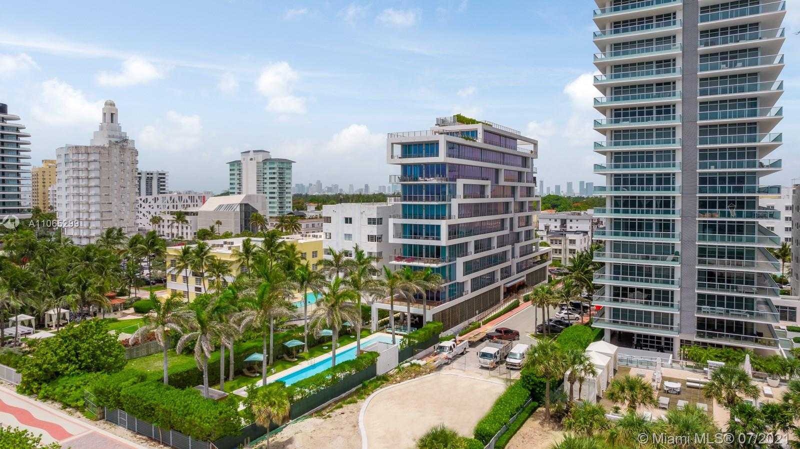 Small Image of 3651 COLLINS AVE #PH, Miami Beach Number 3