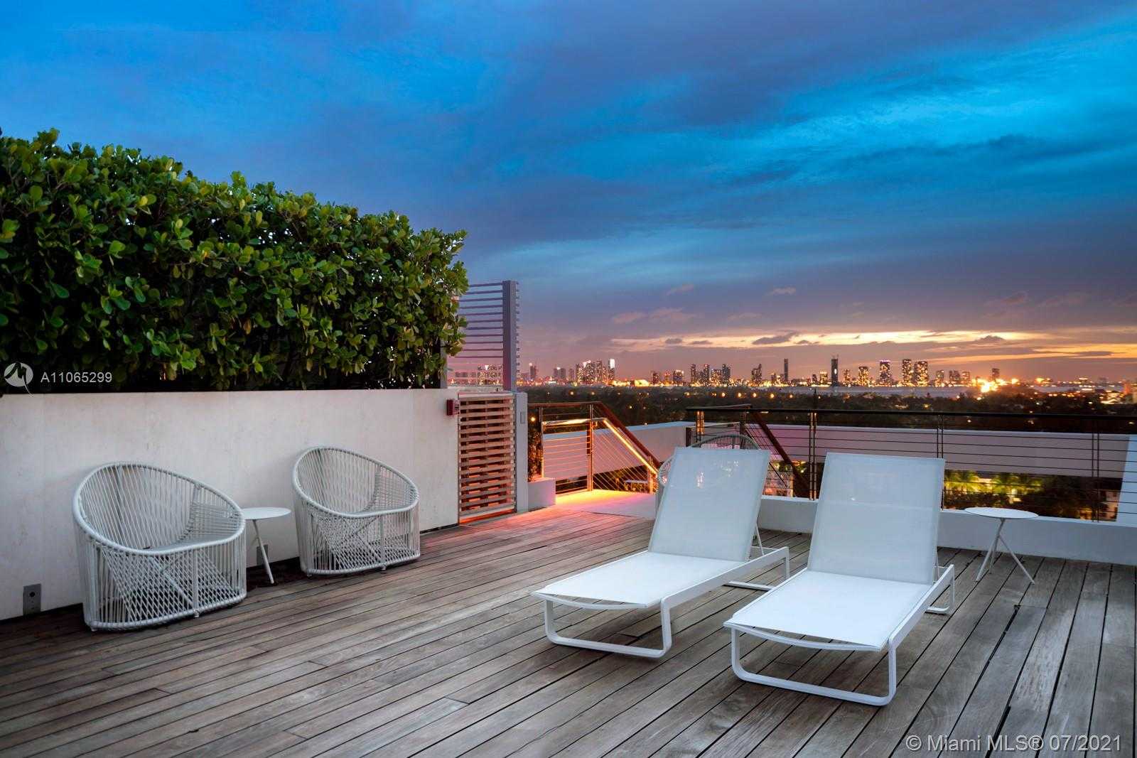 Small Image of 3651 COLLINS AVE #PH, Miami Beach Number 41