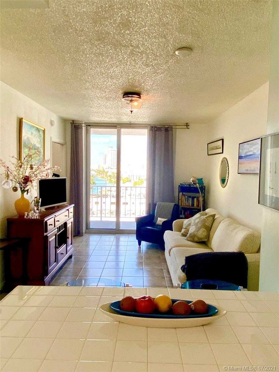 Small Image of 2829 INDIAN CREEK DR #904, Miami Beach Number 8