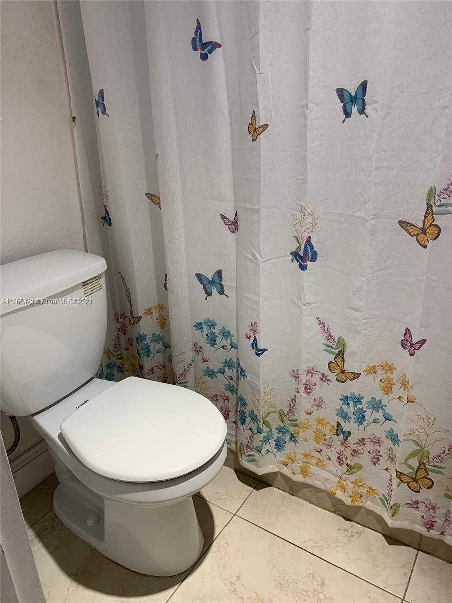 Small Image of 3200 HOLIDAY SPRINGS BLVD #3-104, Margate Number 16
