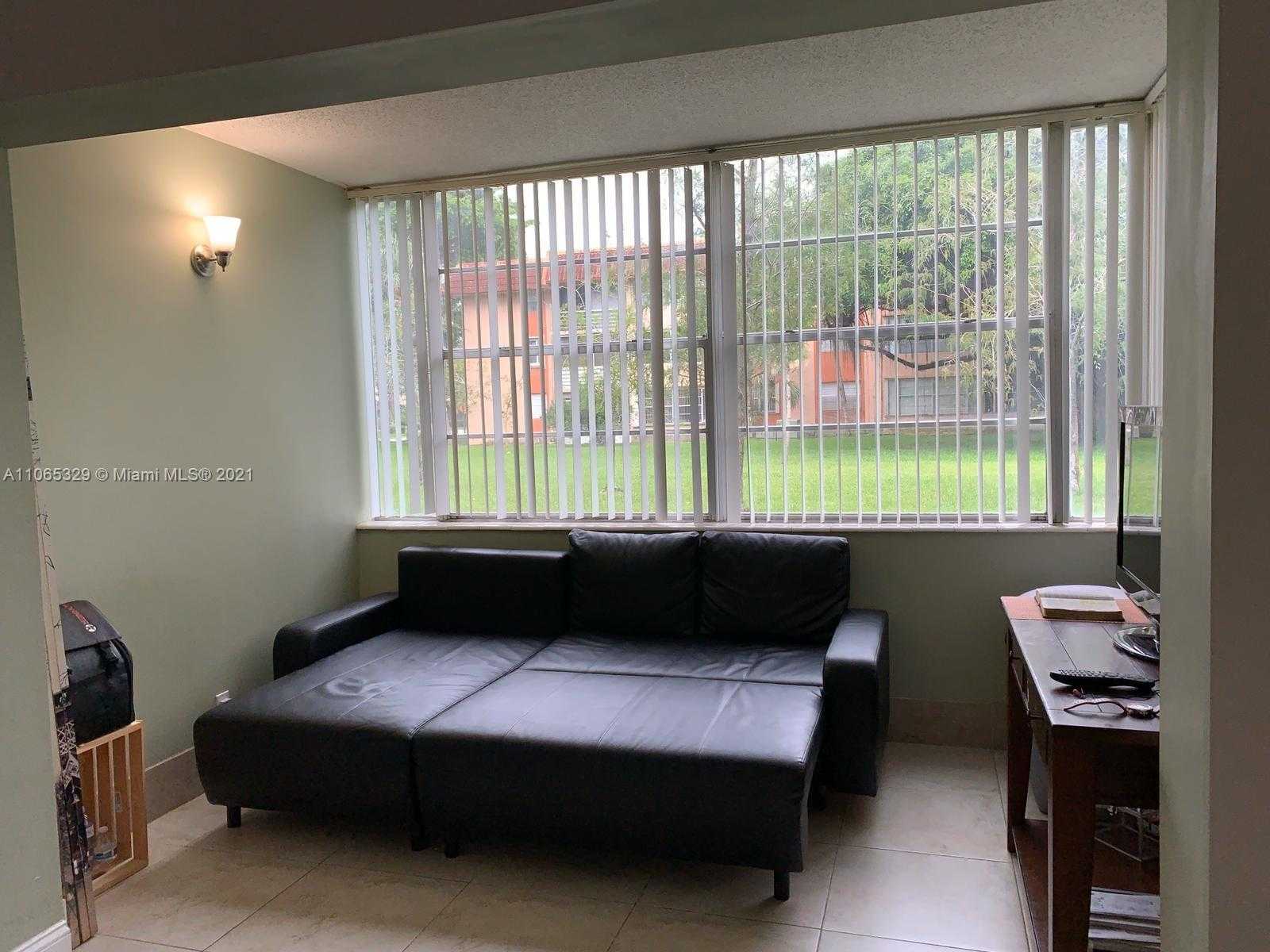 Small Image of 3200 HOLIDAY SPRINGS BLVD #3-104, Margate Number 2
