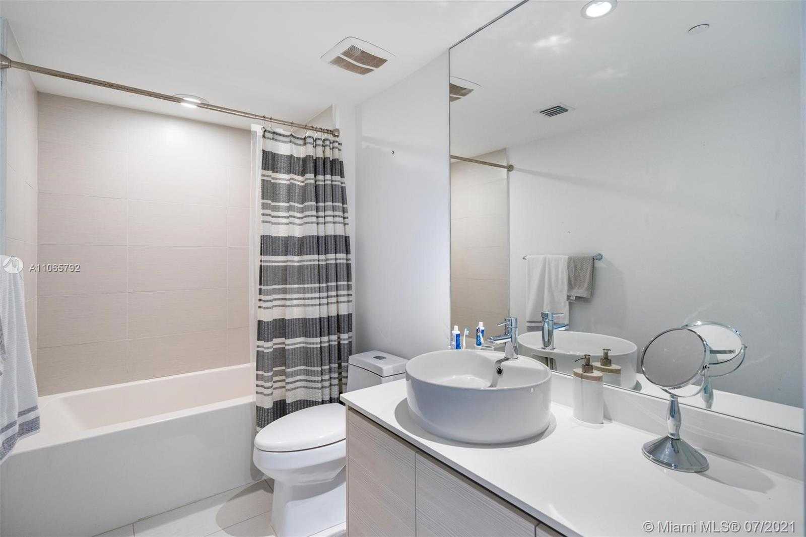 Small Image of 4250 BISCAYNE BLVD #1118, Miami Number 11