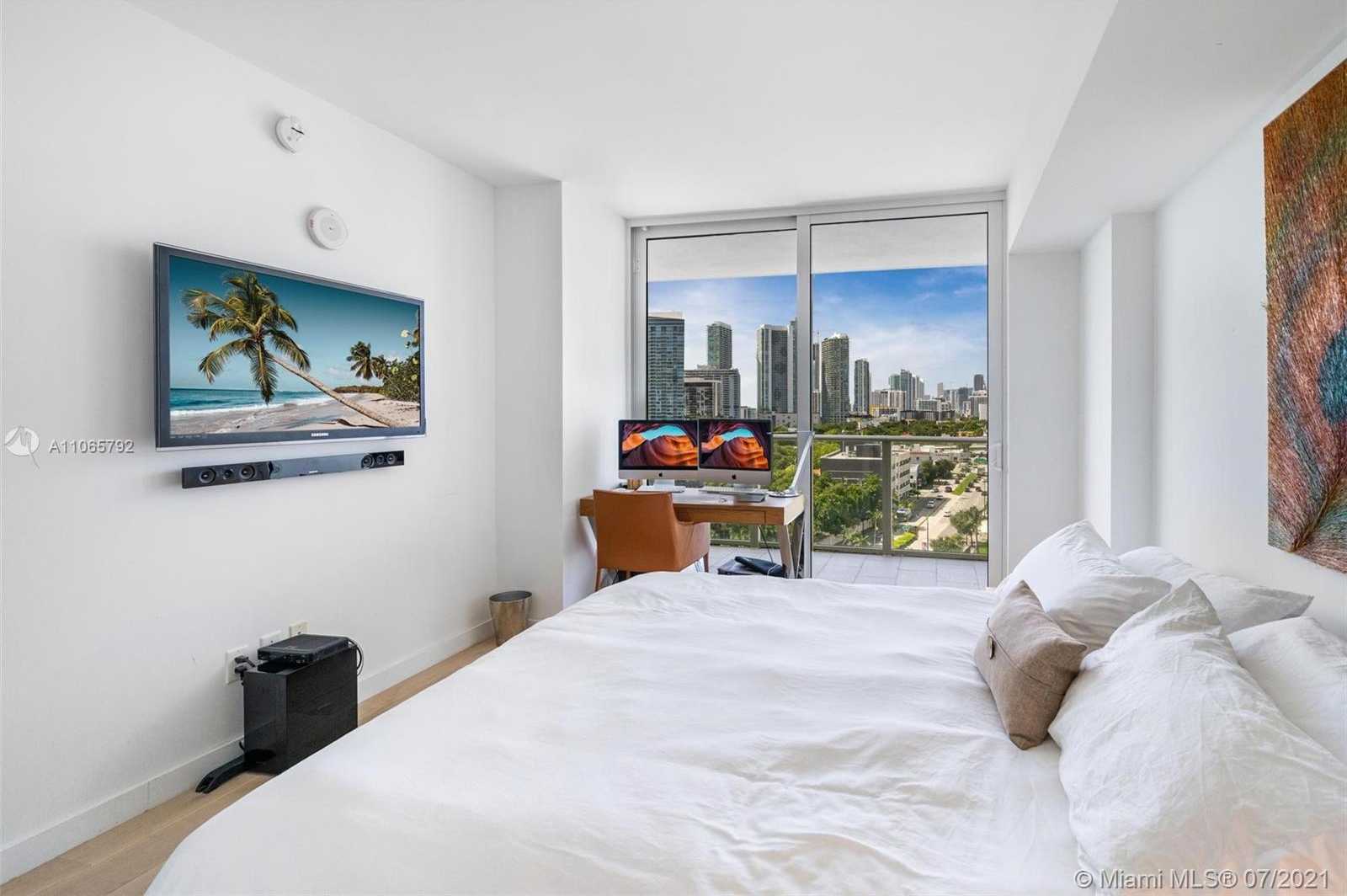 Small Image of 4250 BISCAYNE BLVD #1118, Miami Number 7