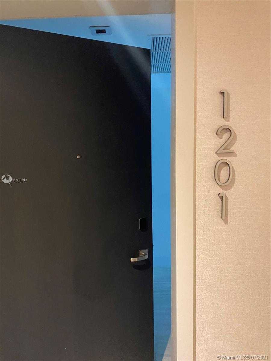 Small Image of 1451 BRICKELL AVE #1201, Miami Number 40