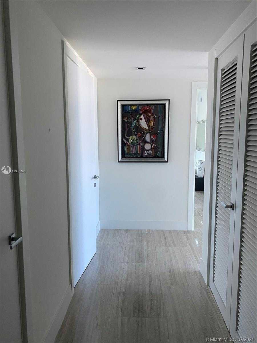 Small Image of 1451 BRICKELL AVE #1201, Miami Number 41