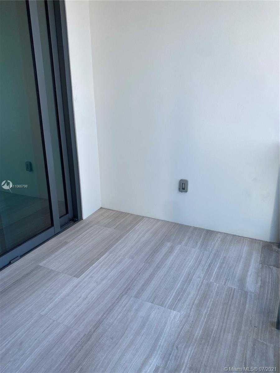 Small Image of 1451 BRICKELL AVE #1201, Miami Number 51