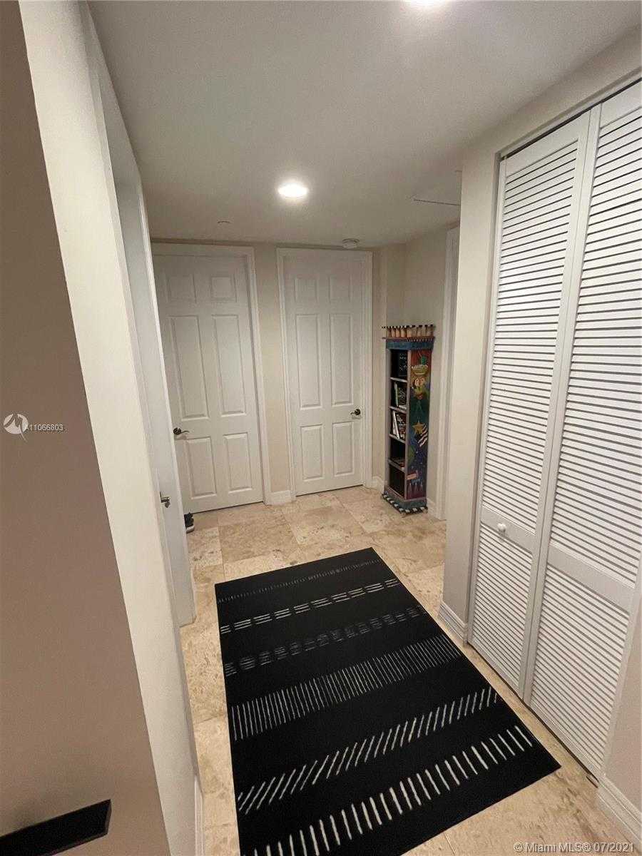 Small Image of 10209 WEST BAY HARBOR DR #1, Bay Harbor Islands Number 13