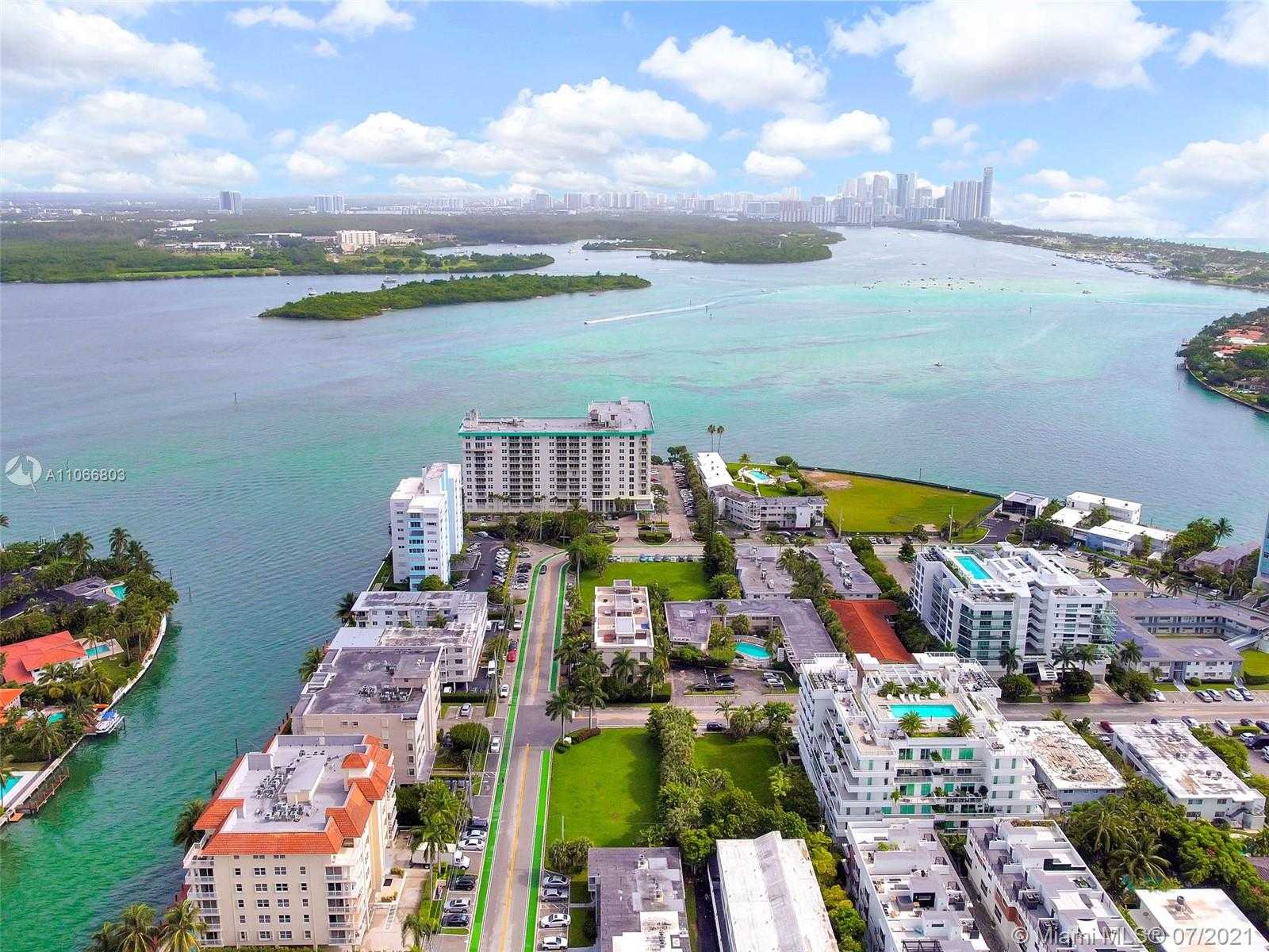 Small Image of 10209 WEST BAY HARBOR DR #1, Bay Harbor Islands Number 19