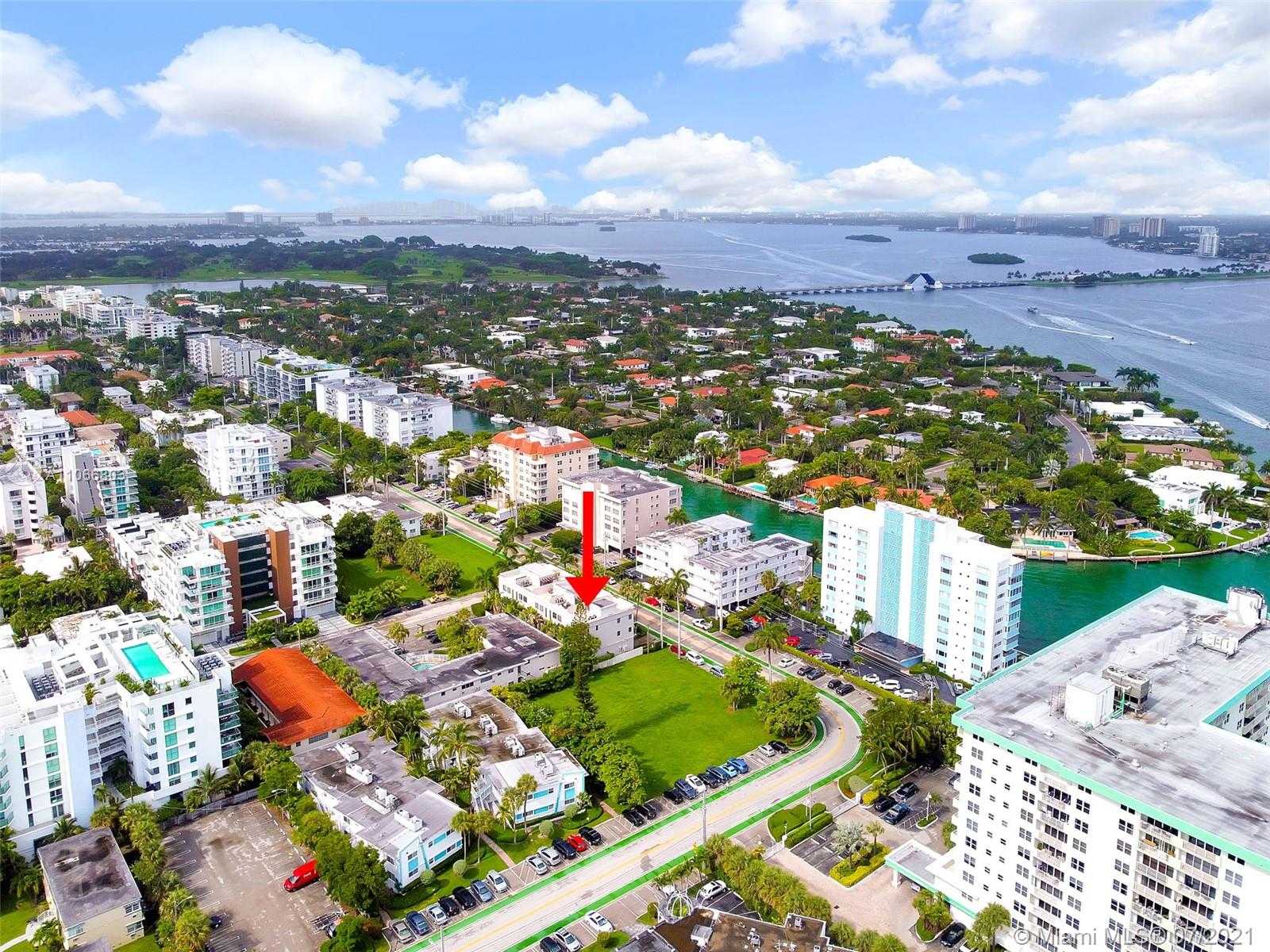 Small Image of 10209 WEST BAY HARBOR DR #1, Bay Harbor Islands Number 25