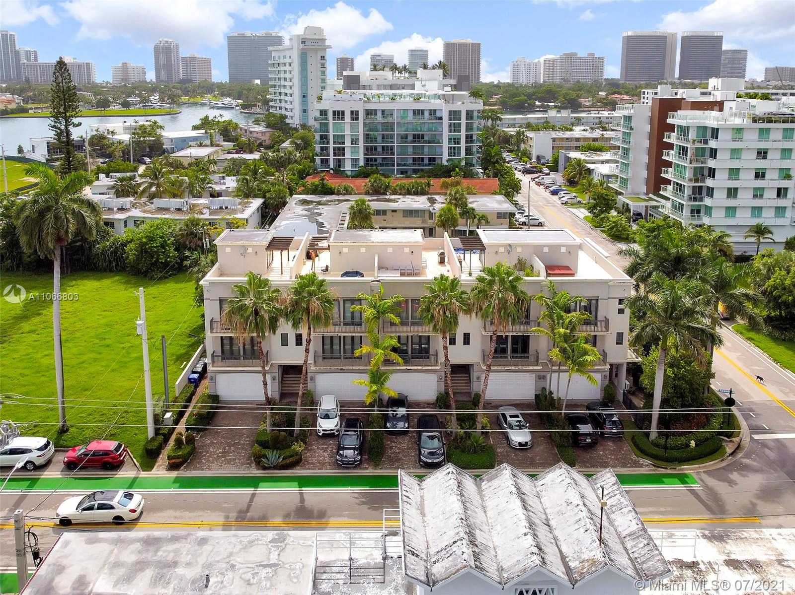 Small Image of 10209 WEST BAY HARBOR DR #1, Bay Harbor Islands Number 28