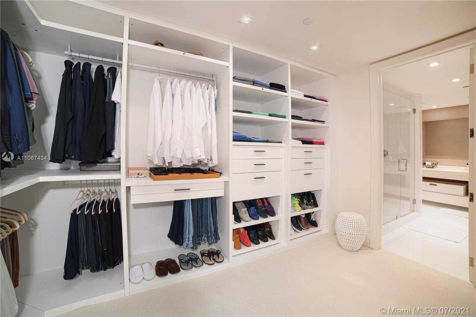 Small Image of 4832 FISHER ISLAND DR #4832, Miami Beach Number 14
