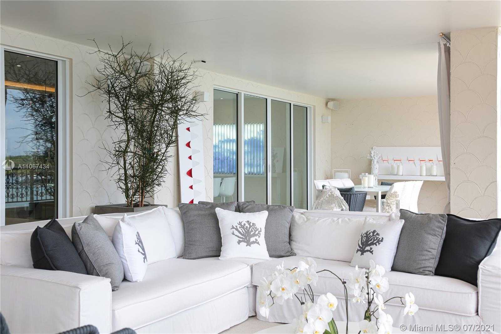 Small Image of 4832 FISHER ISLAND DR #4832, Miami Beach Number 36