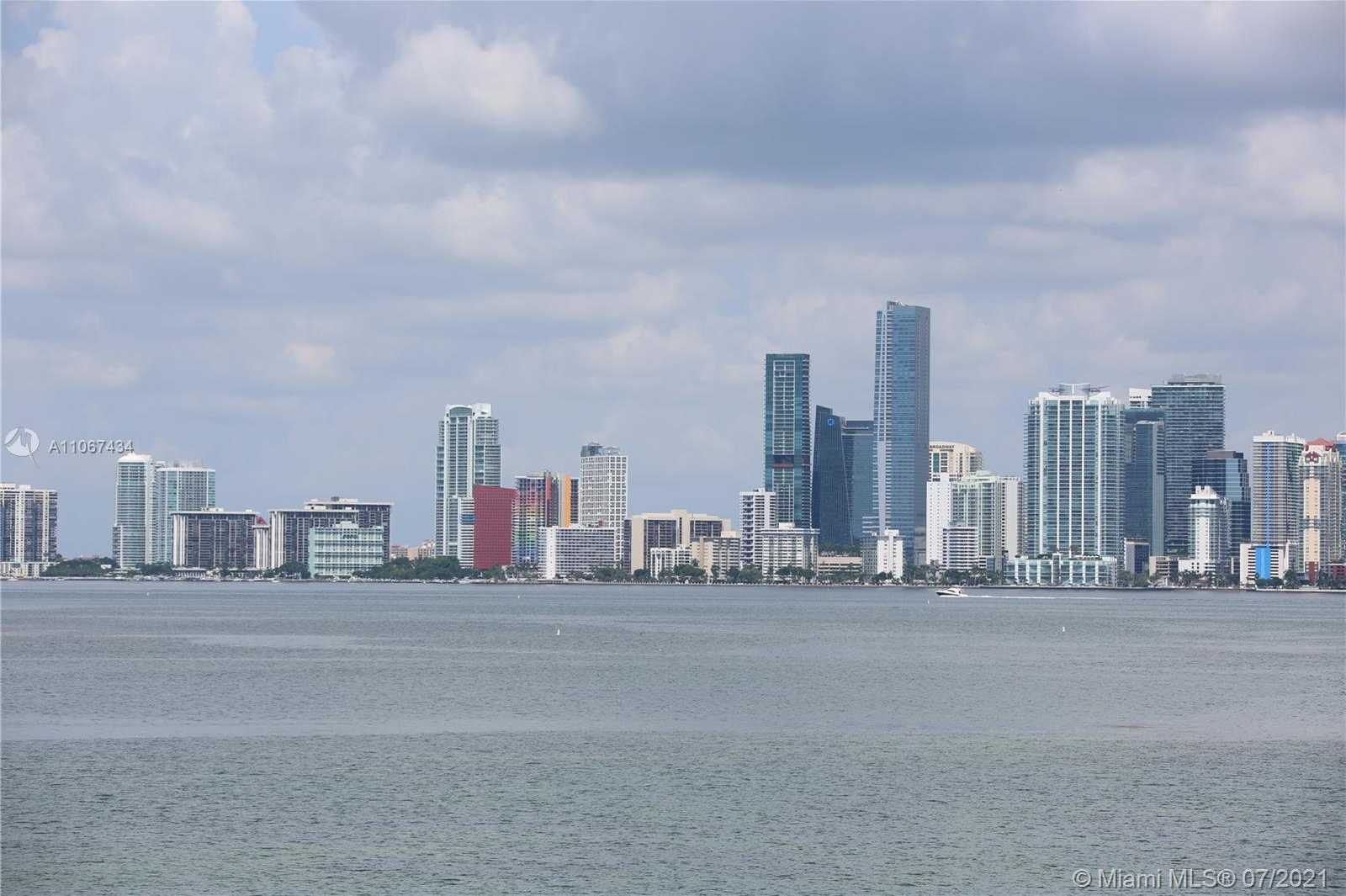 Small Image of 4832 FISHER ISLAND DR #4832, Miami Beach Number 42
