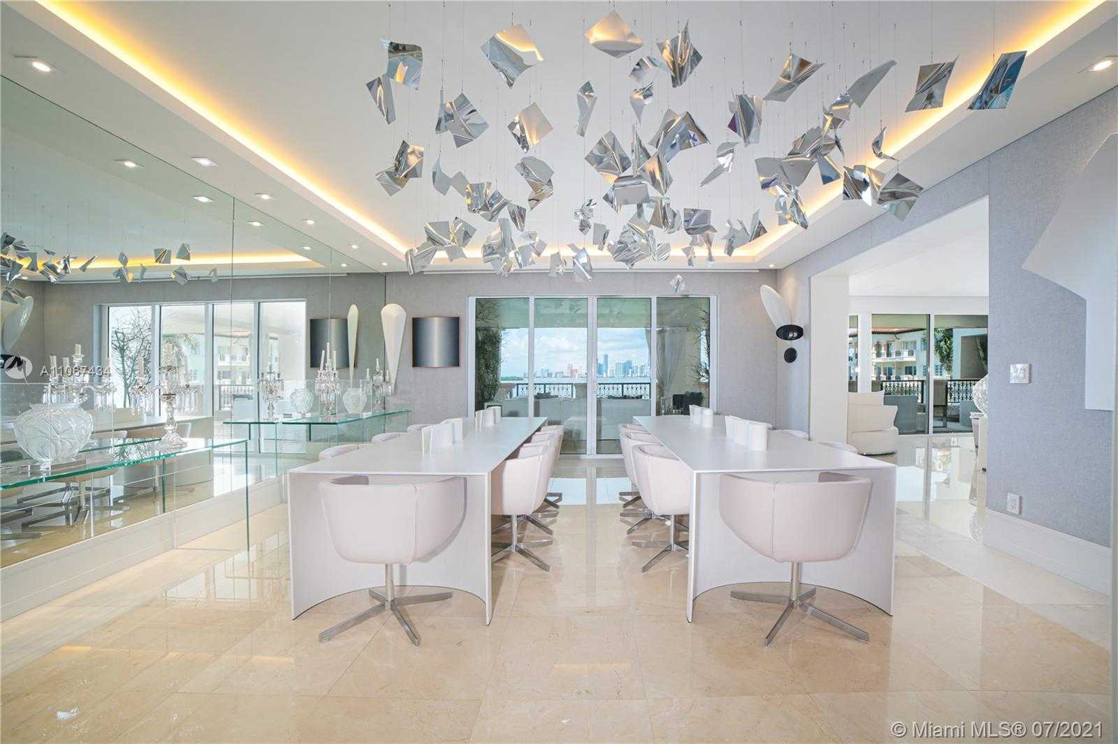 Small Image of 4832 FISHER ISLAND DR #4832, Miami Beach Number 5