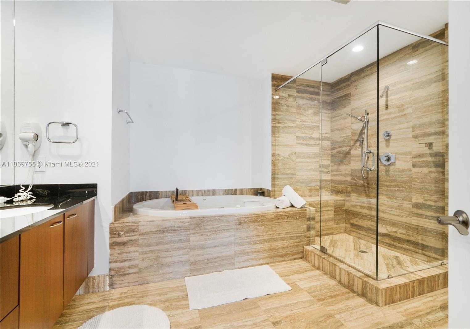 Small Image of 15901 COLLINS AVE #2702, Sunny Isles Beach Number 11
