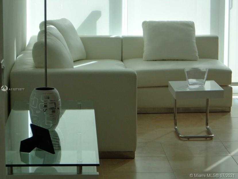 Small Image of 41 SOUTH EAST 5TH ST #414, Miami Number 4