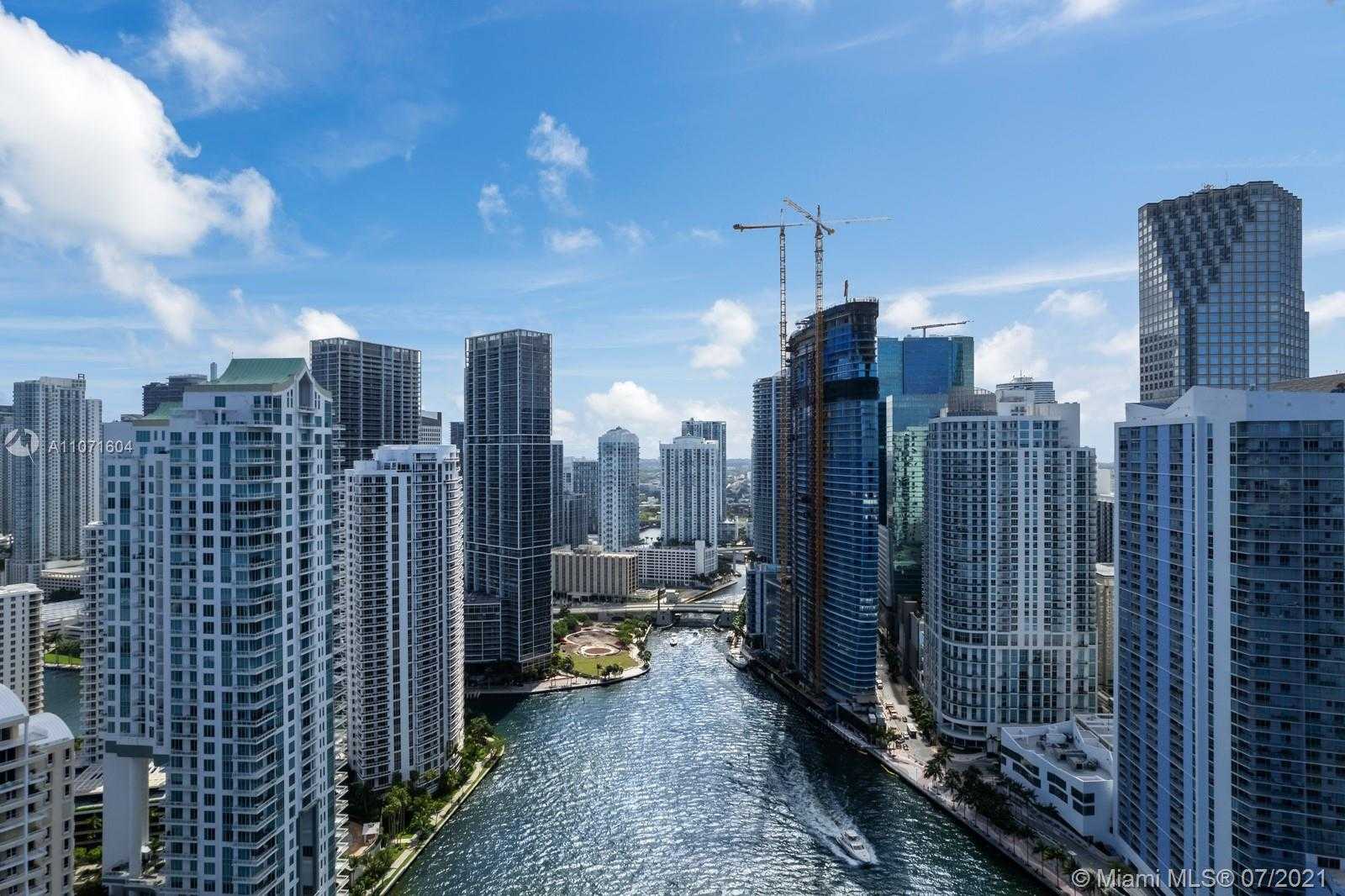 Small Image of 200 BISCAYNE BOULEVARD WAY #5001, Miami Number 17