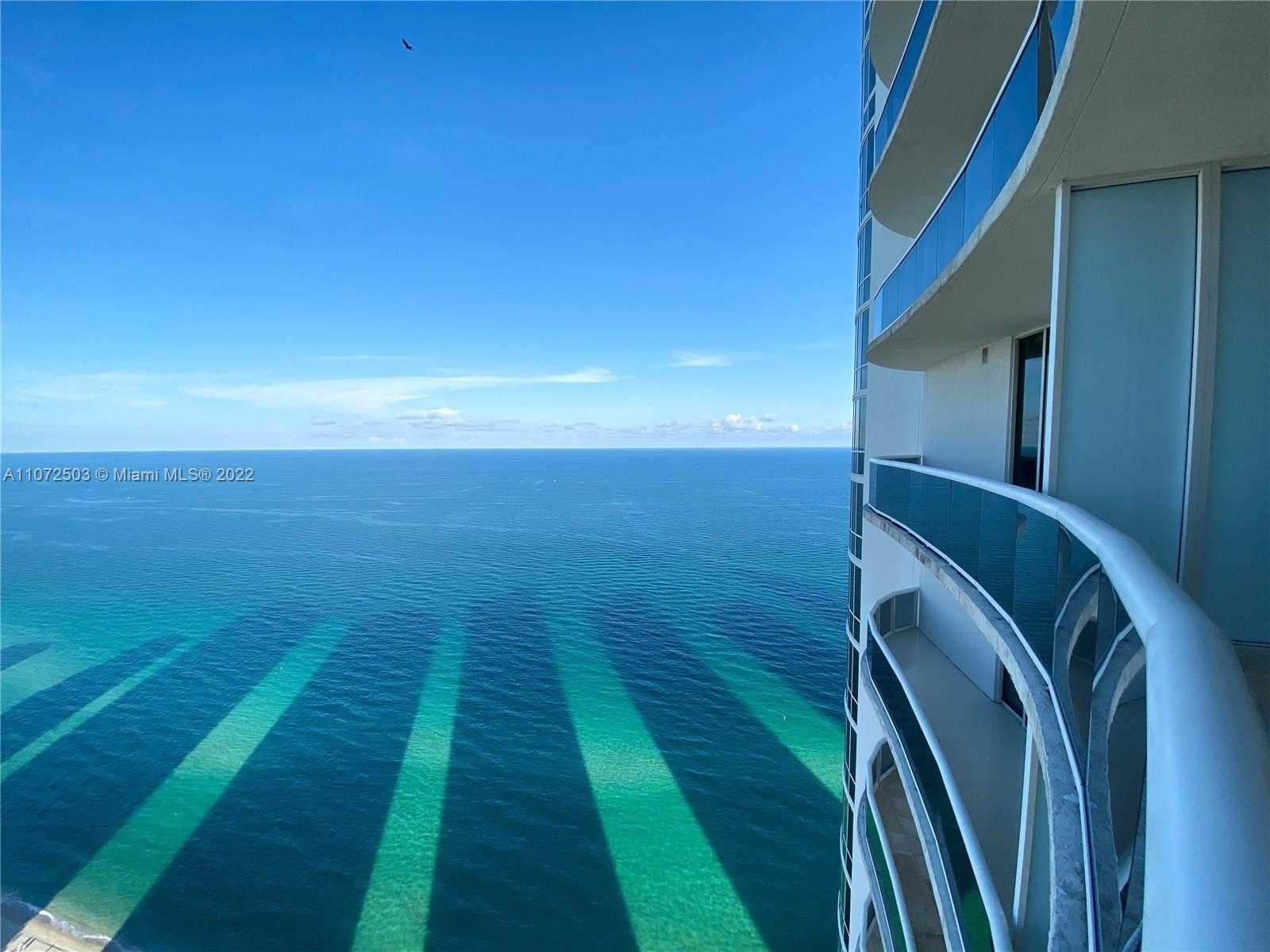 Small Image of 16001 COLLINS AVE #3803, Sunny Isles Beach Number 4