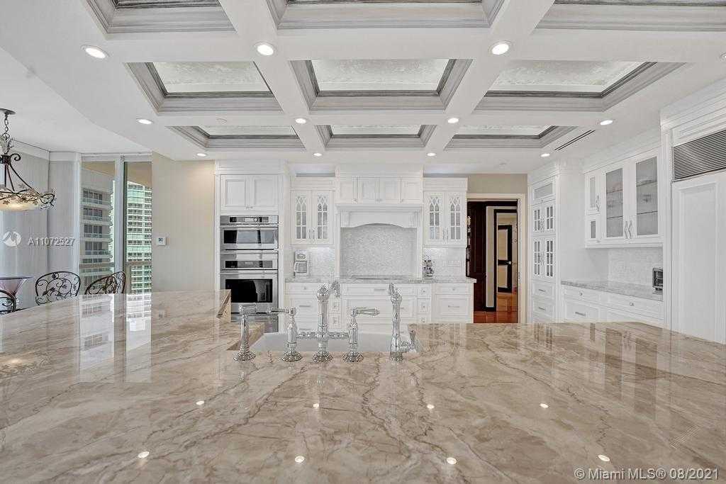 Small Image of 21200 NORTH EAST 38TH AVE #2001, Aventura Number 12