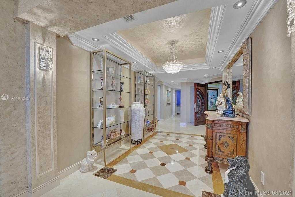Small Image of 21200 NORTH EAST 38TH AVE #2001, Aventura Number 25