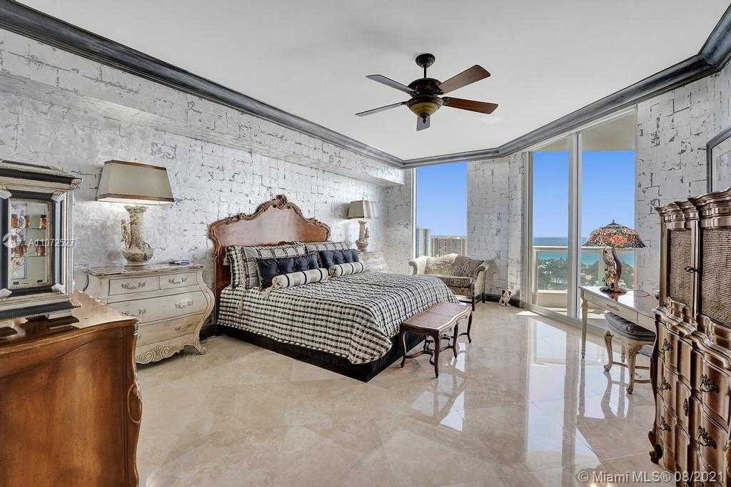 Small Image of 21200 NORTH EAST 38TH AVE #2001, Aventura Number 30