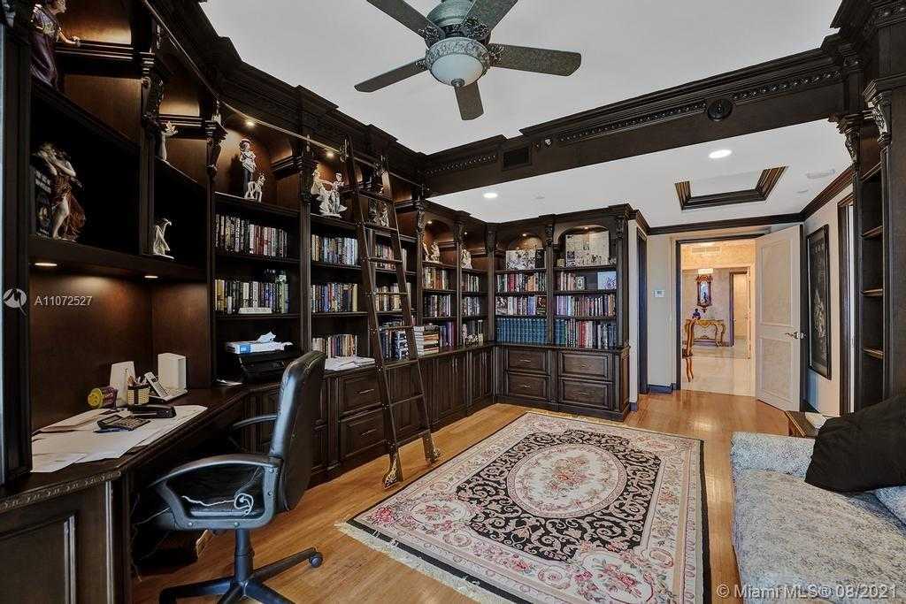 Small Image of 21200 NORTH EAST 38TH AVE #2001, Aventura Number 34