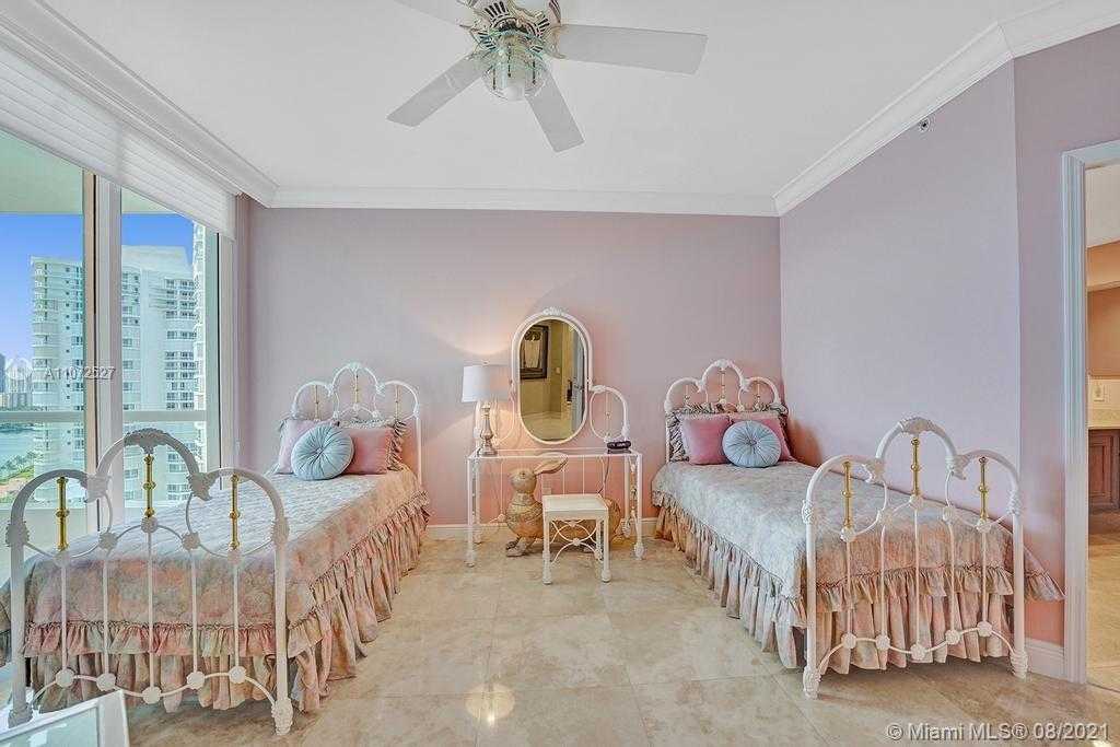 Small Image of 21200 NORTH EAST 38TH AVE #2001, Aventura Number 38