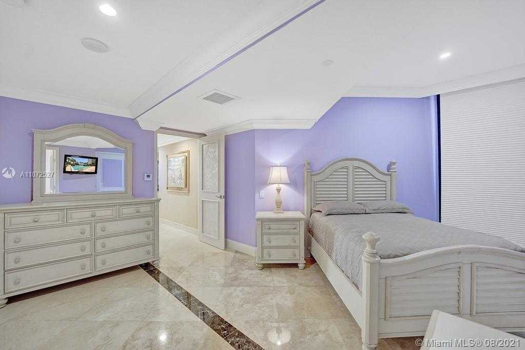 Small Image of 21200 NORTH EAST 38TH AVE #2001, Aventura Number 44