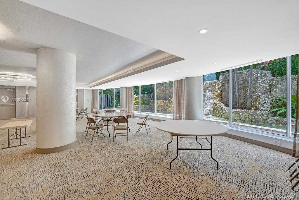 Small Image of 21200 NORTH EAST 38TH AVE #2001, Aventura Number 64