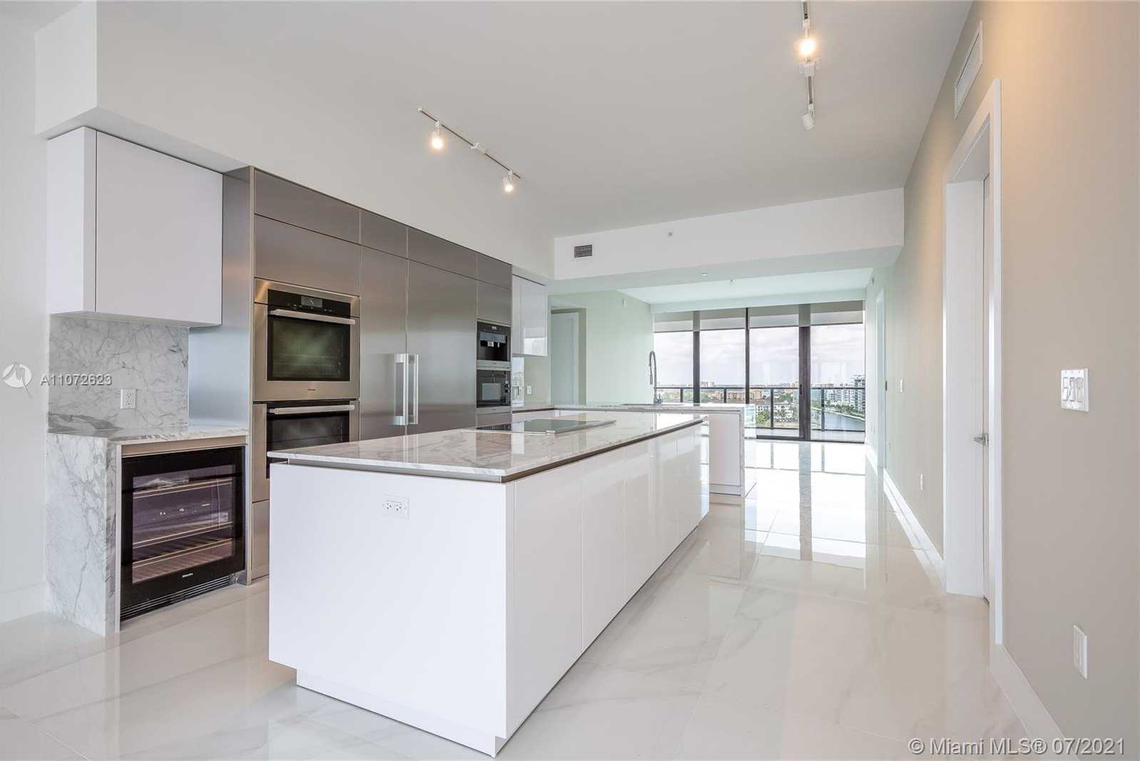 Small Image of 5500 ISLAND ESTATES DR #1006, Aventura Number 16