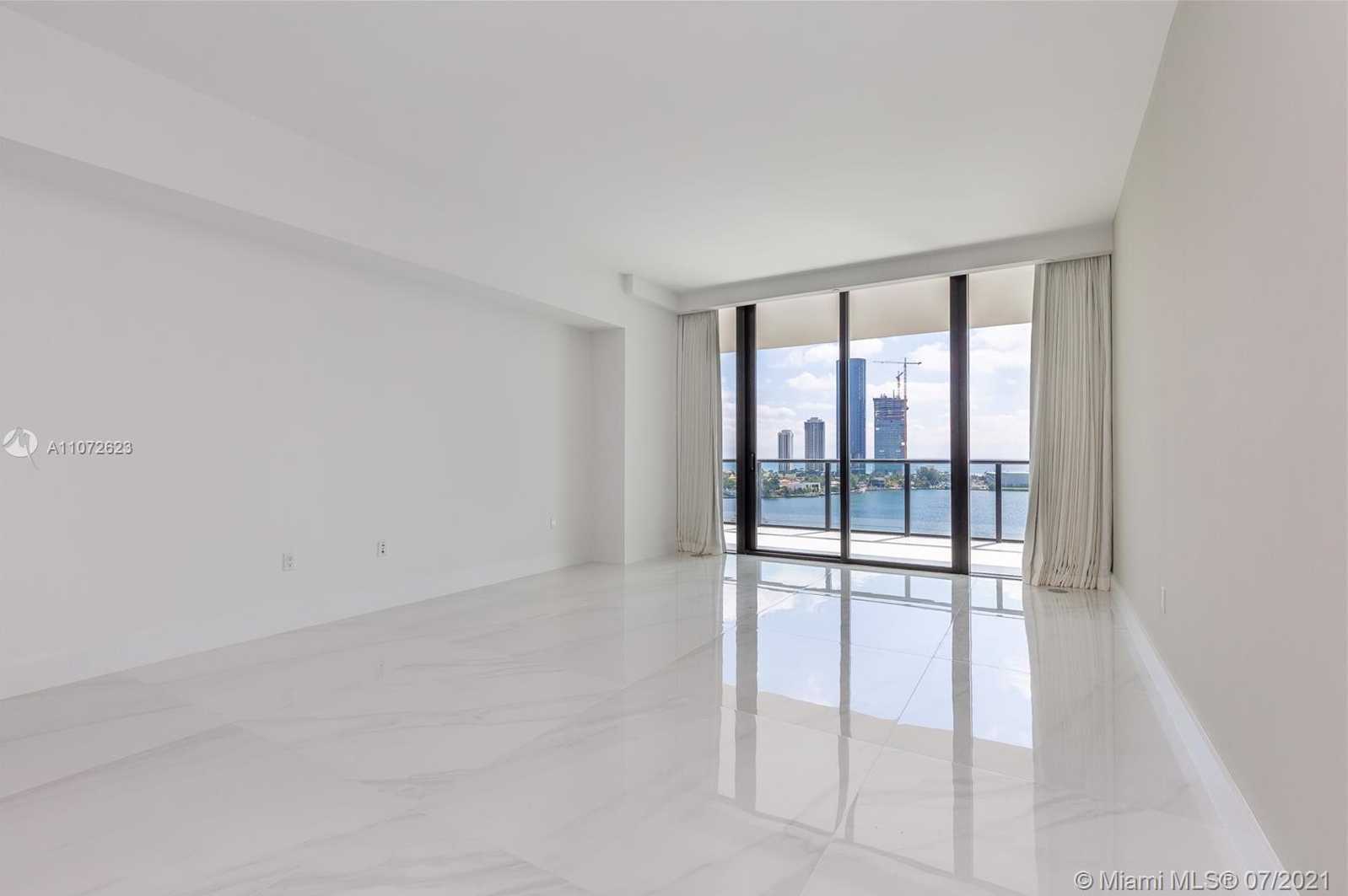 Small Image of 5500 ISLAND ESTATES DR #1006, Aventura Number 30
