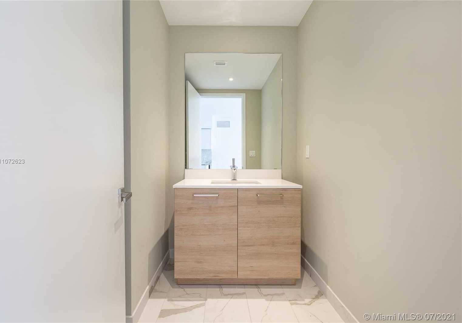Small Image of 5500 ISLAND ESTATES DR #1006, Aventura Number 46