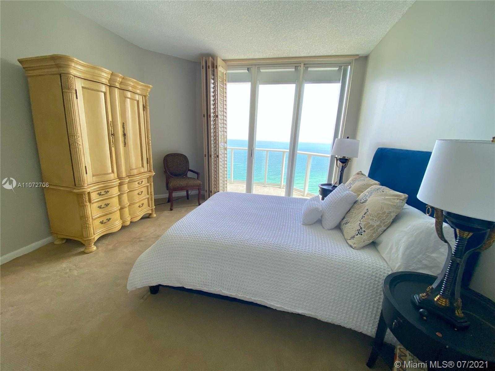 Small Image of 16485 EAST COLLINS AVE #OS32C, Sunny Isles Beach Number 6