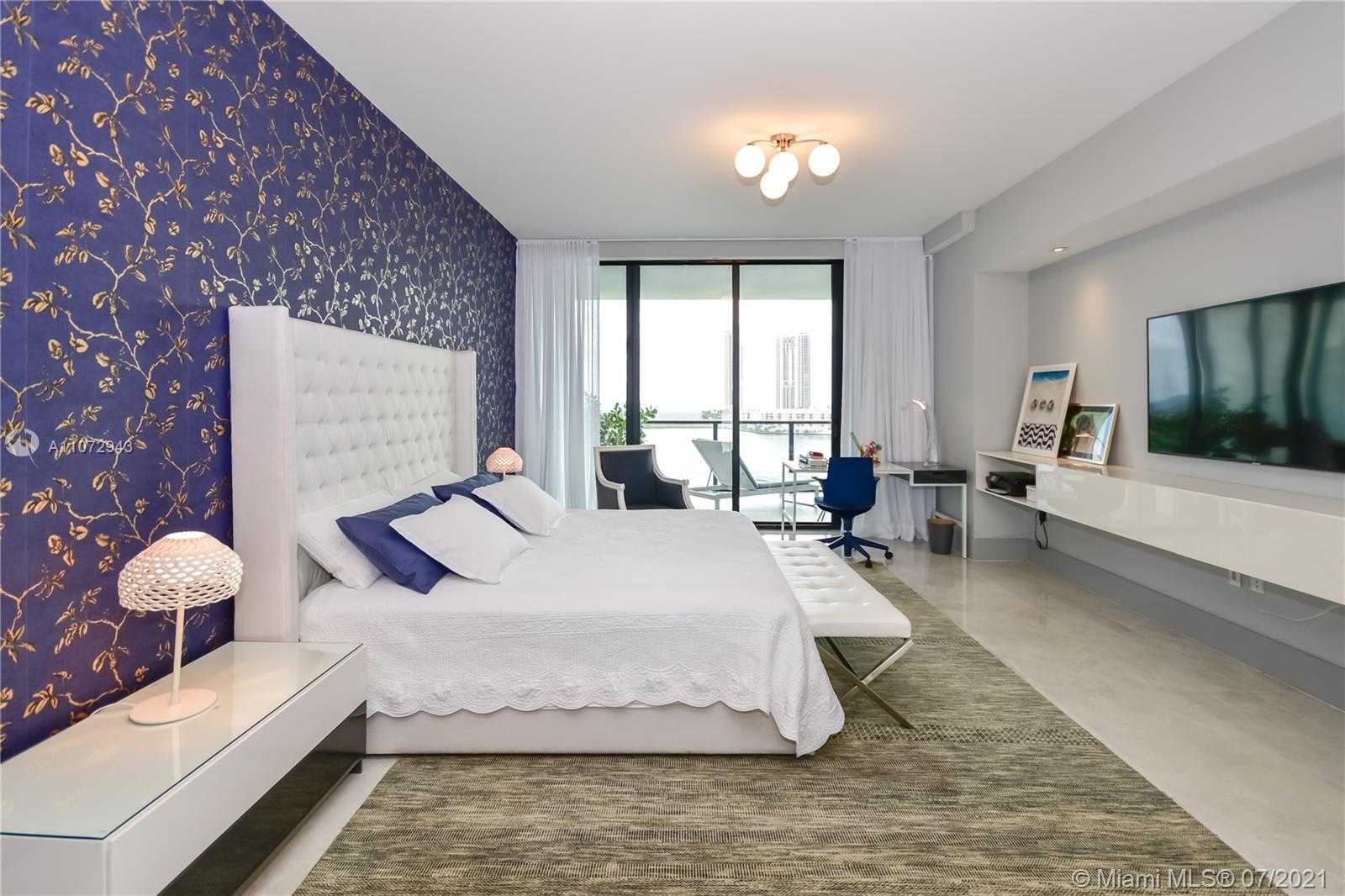 Small Image of 5500 ISLAND ESTATES DR #907, Aventura Number 16