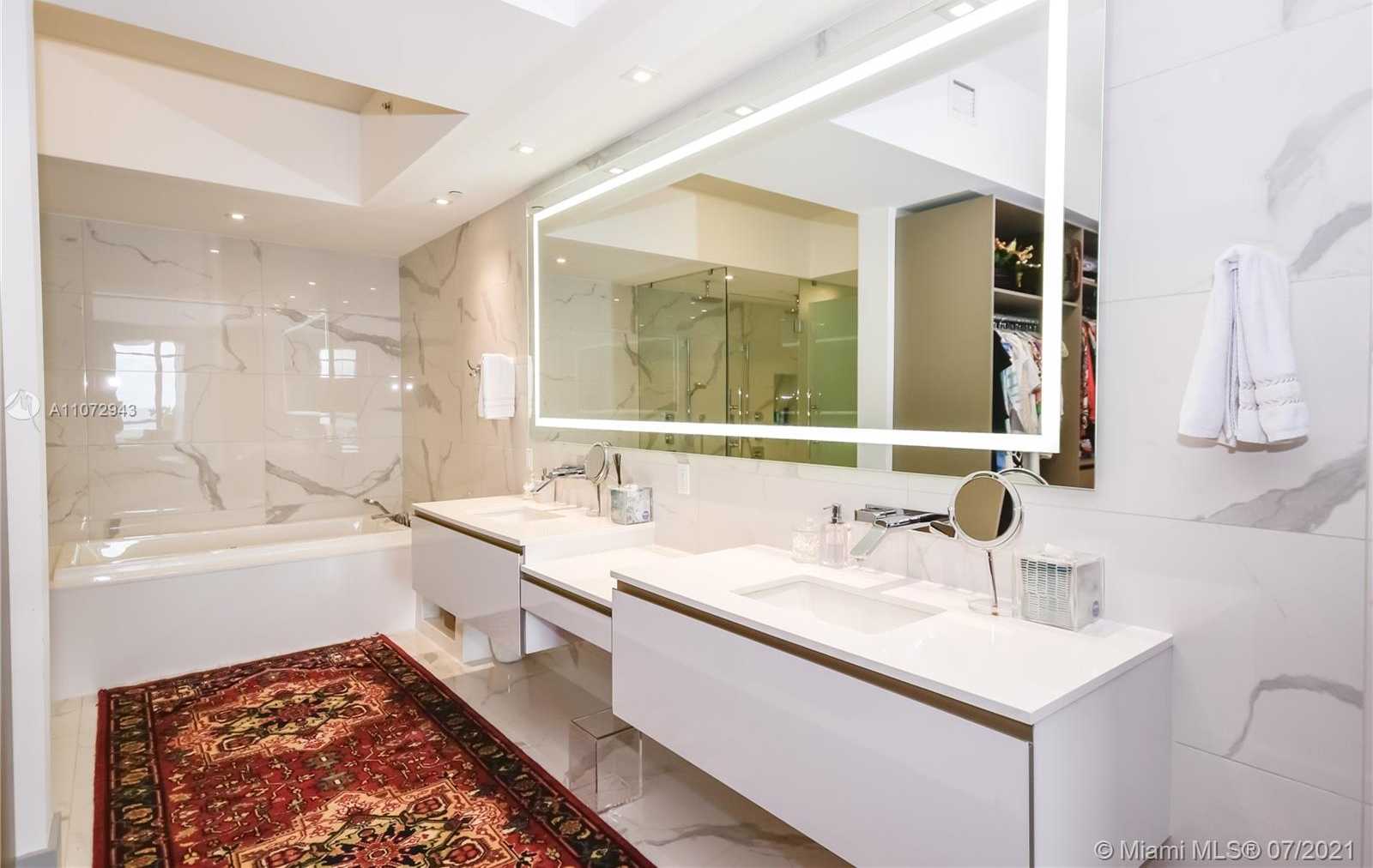 Small Image of 5500 ISLAND ESTATES DR #907, Aventura Number 18