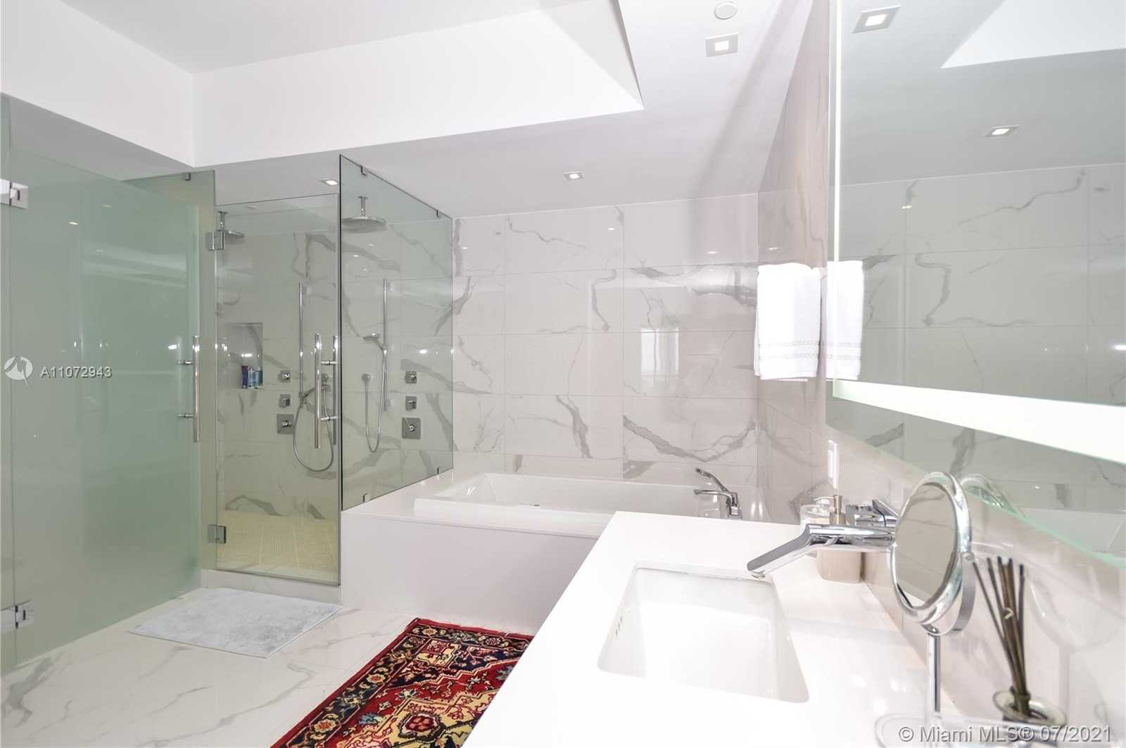 Small Image of 5500 ISLAND ESTATES DR #907, Aventura Number 19