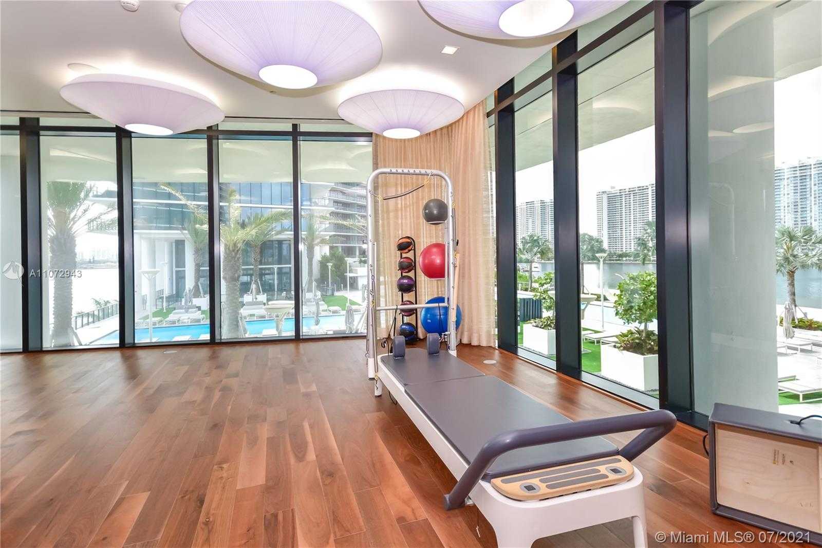 Small Image of 5500 ISLAND ESTATES DR #907, Aventura Number 55