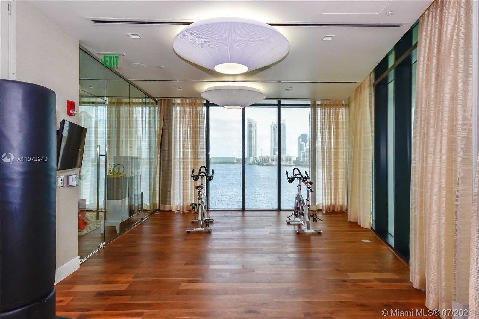 Small Image of 5500 ISLAND ESTATES DR #907, Aventura Number 56