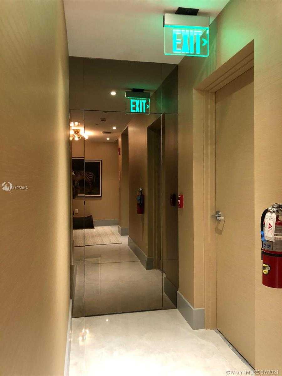 Small Image of 5500 ISLAND ESTATES DR #907, Aventura Number 66