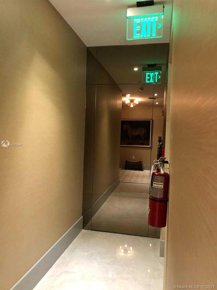 Small Image of 5500 ISLAND ESTATES DR #907, Aventura Number 68