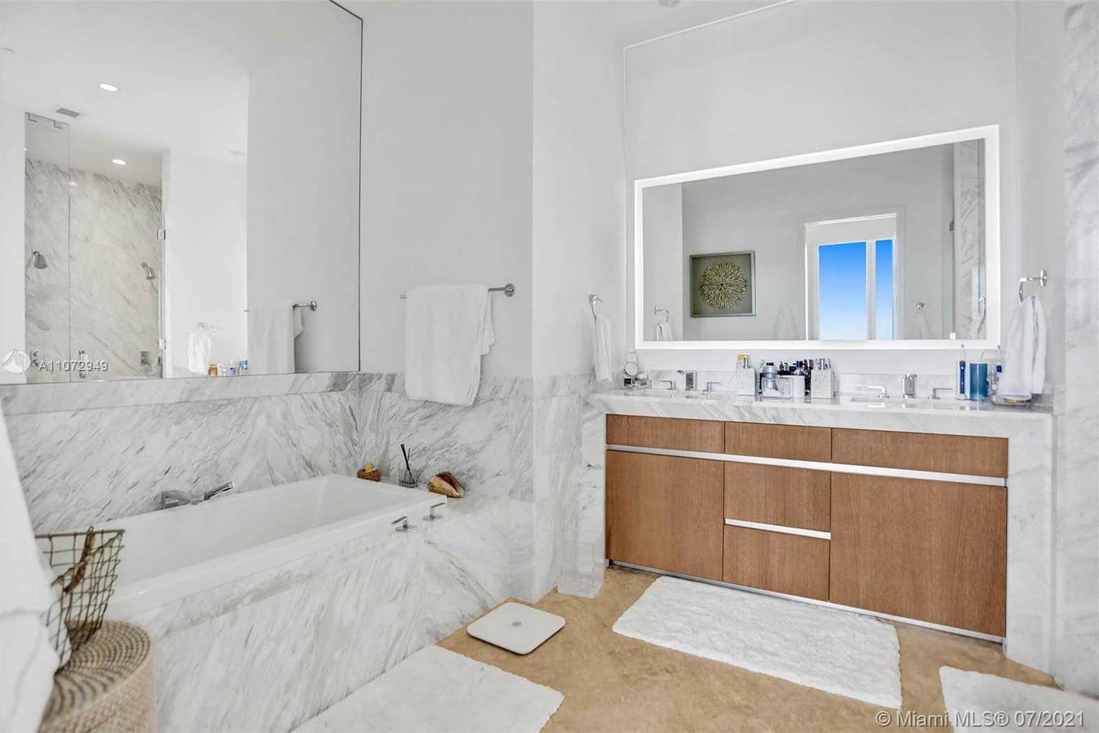 Small Image of 2821 SOUTH BAYSHORE DR #15C, Miami Number 11