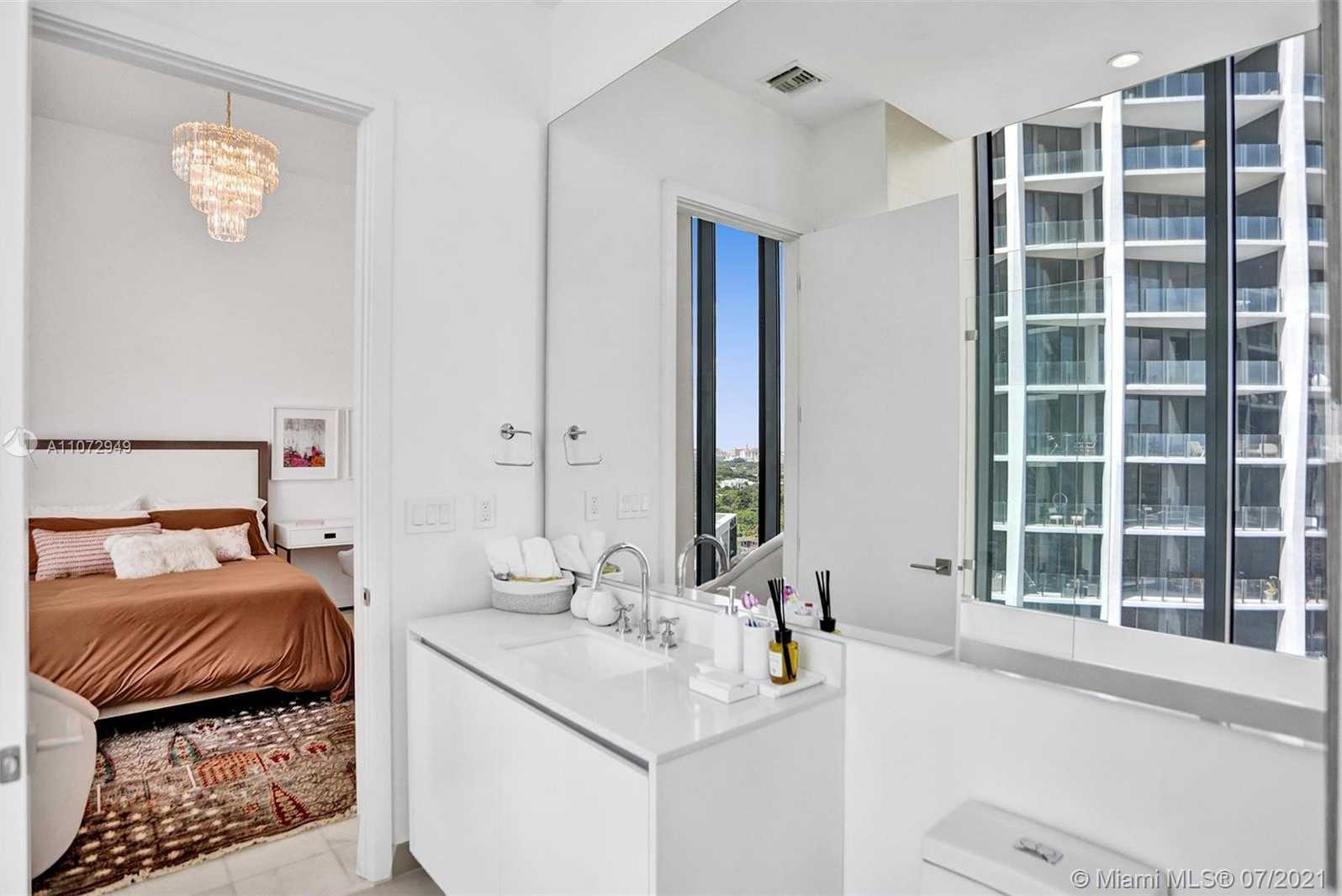 Small Image of 2821 SOUTH BAYSHORE DR #15C, Miami Number 22