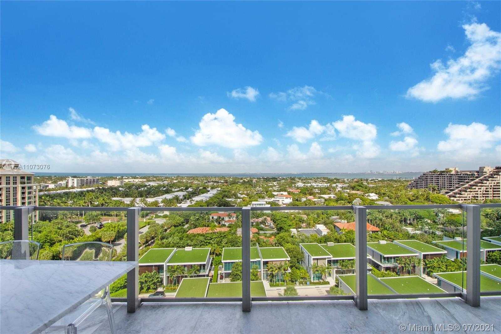 Small Image of 360 OCEAN DR #LPH5S, Key Biscayne Number 11