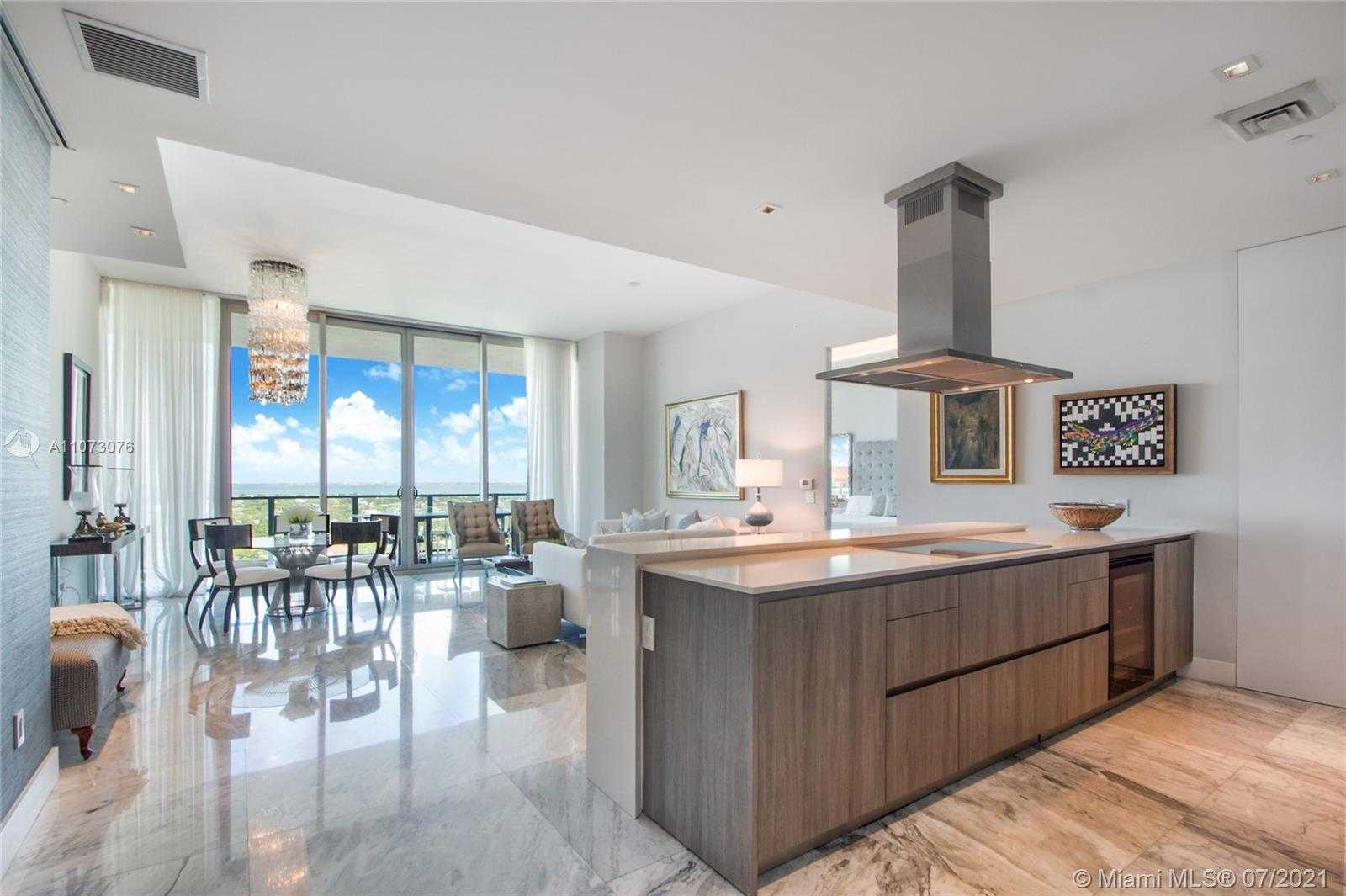 Small Image of 360 OCEAN DR #LPH5S, Key Biscayne Number 15