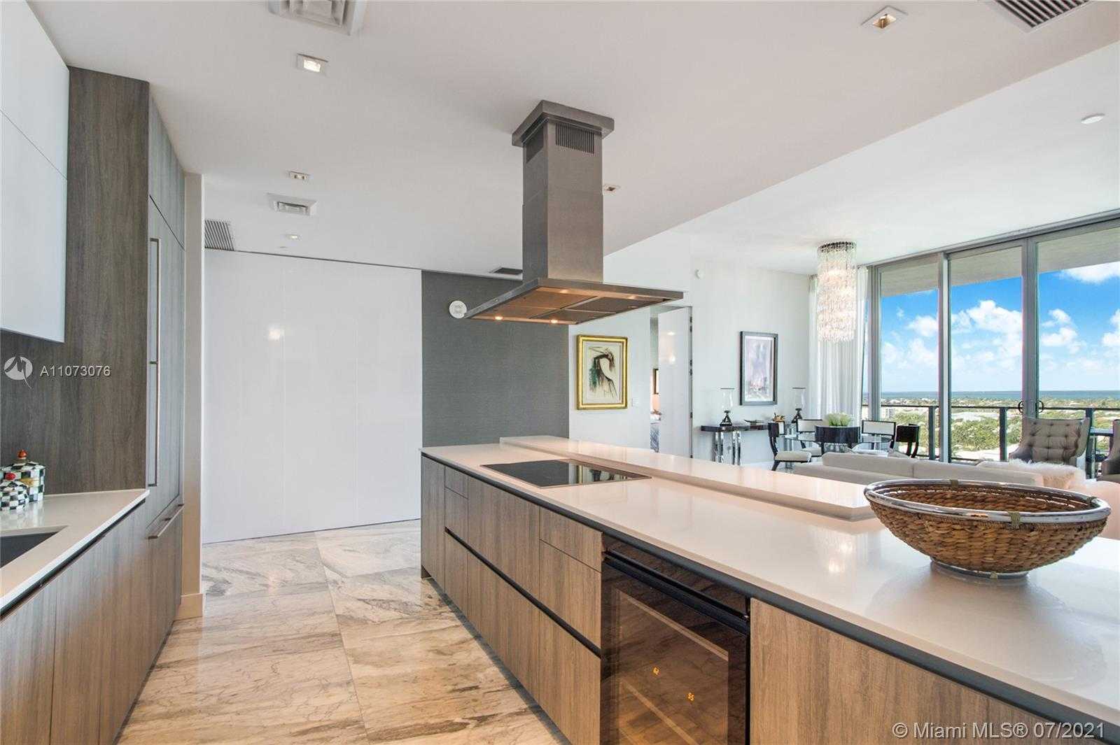 Small Image of 360 OCEAN DR #LPH5S, Key Biscayne Number 17