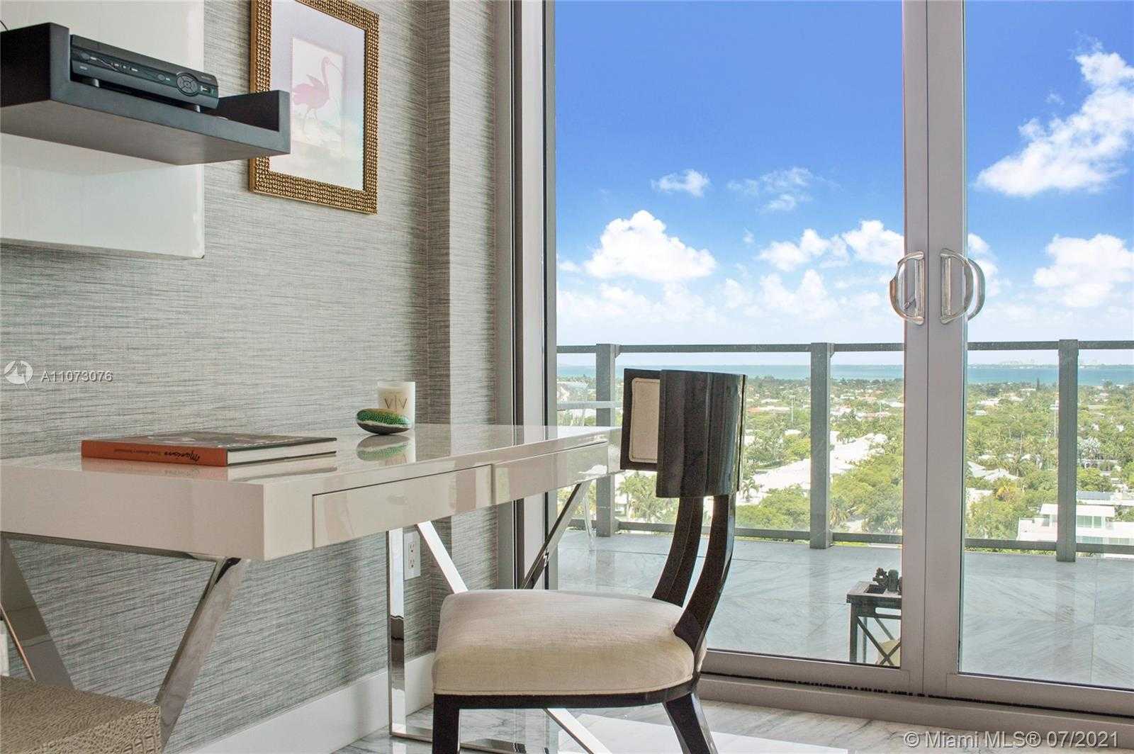 Small Image of 360 OCEAN DR #LPH5S, Key Biscayne Number 29