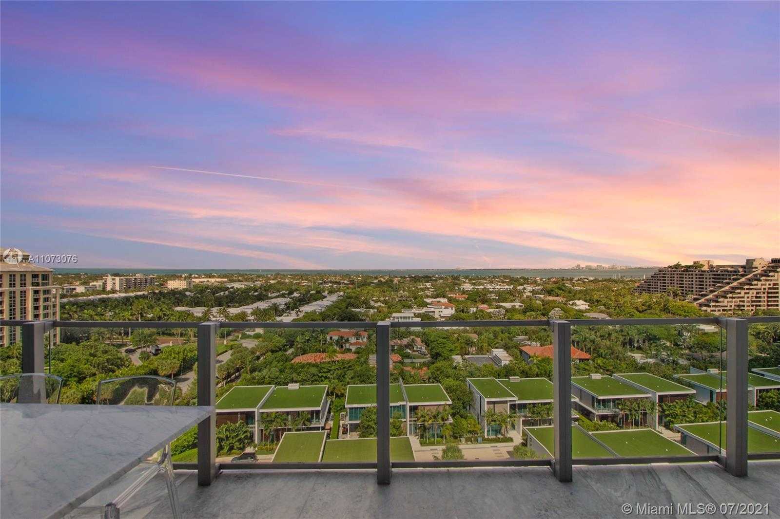 Small Image of 360 OCEAN DR #LPH5S, Key Biscayne Number 38