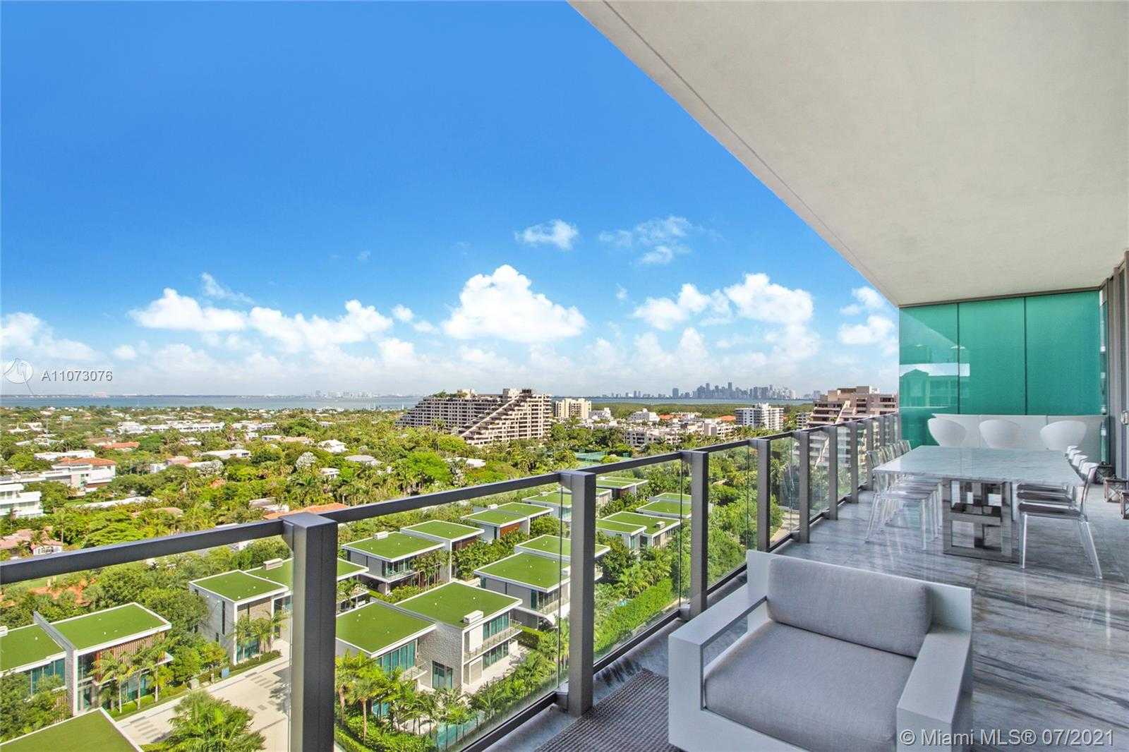 Small Image of 360 OCEAN DR #LPH5S, Key Biscayne Number 9