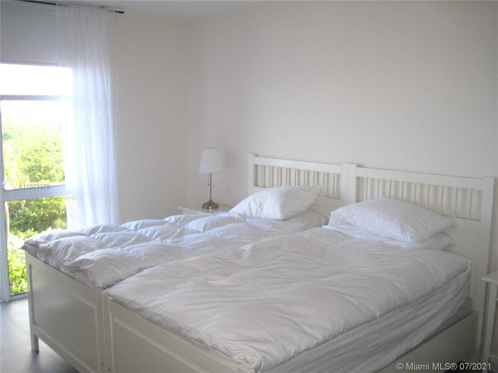 Small Image of 1111 CRANDON BLVD #B408, Key Biscayne Number 23